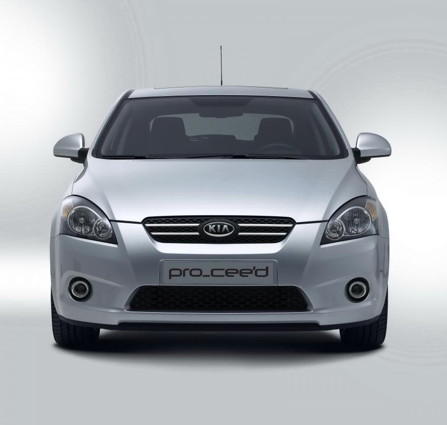  Kia pro_cee&rsquo;d 2008 года  (фото 98 из 182)